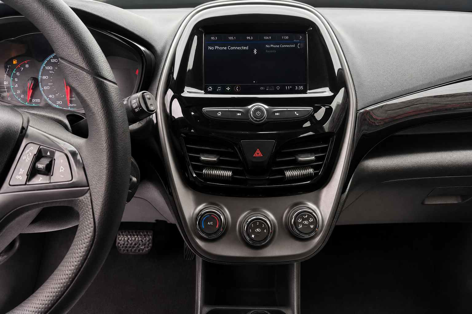 2020 Chevrolet Spark — view 13