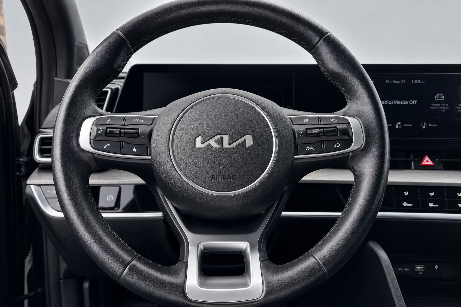 2024 Kia Sportage — view 9