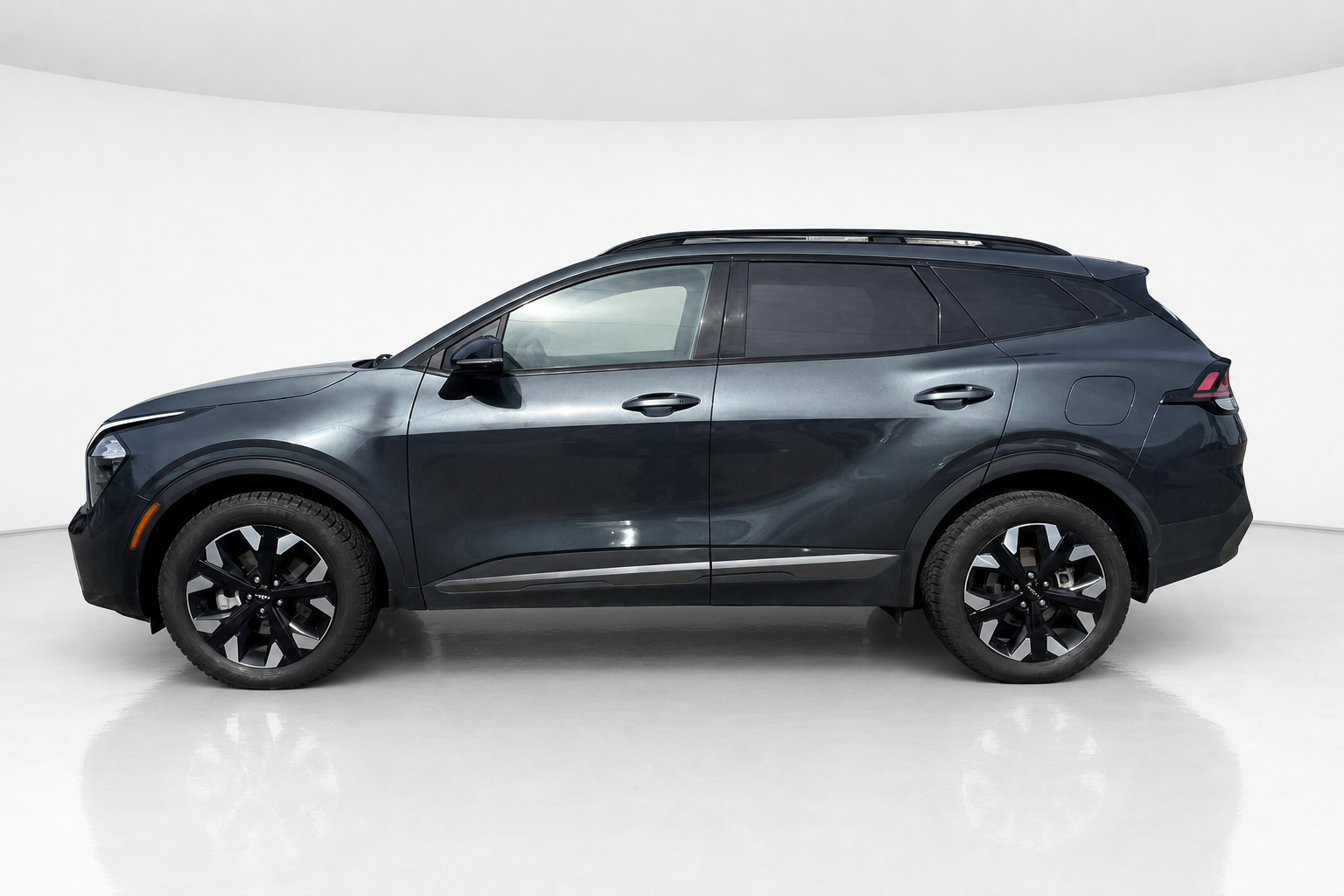 2024 Kia Sportage — view 8
