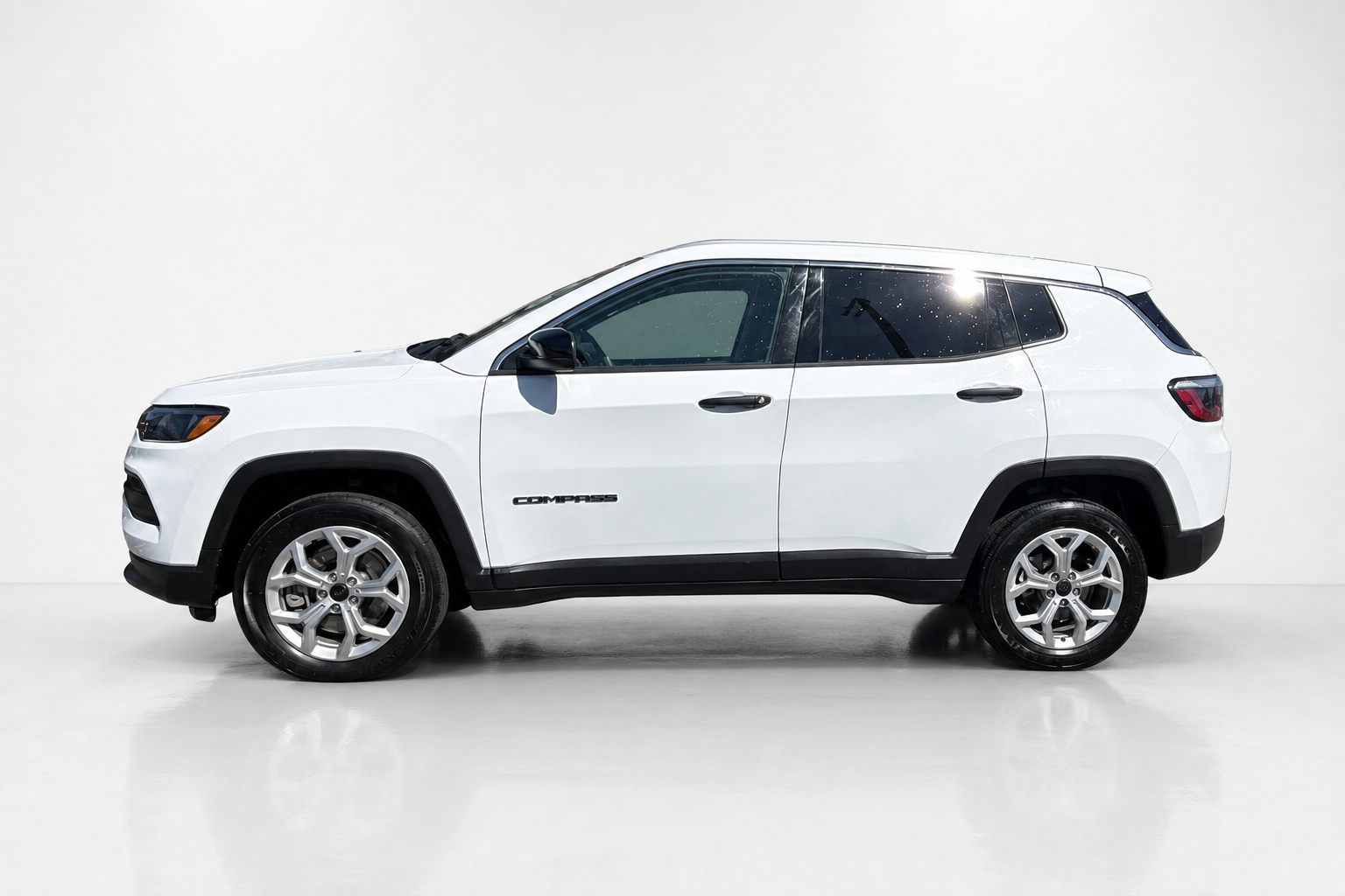 2023 Jeep Compass — view 4