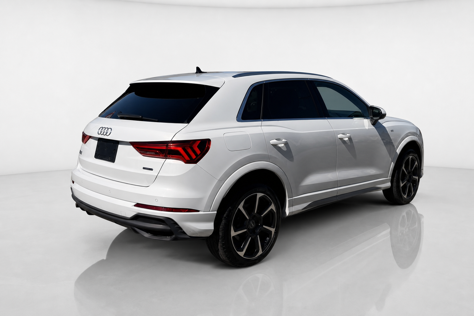 2025 Audi Q3 — view 6