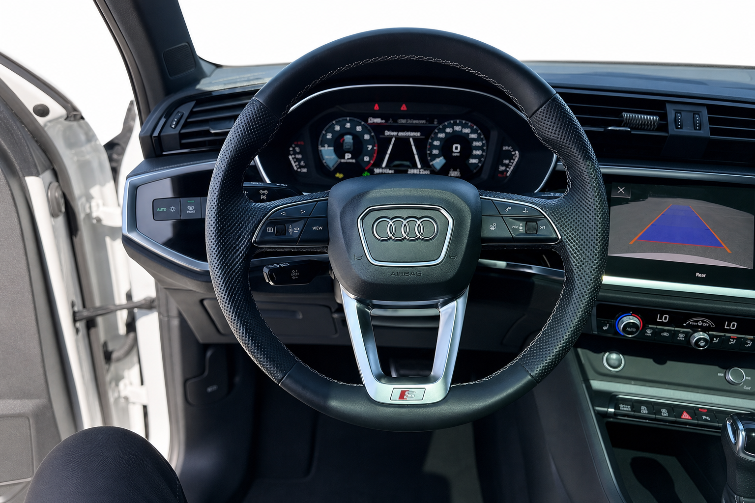 2025 Audi Q3 — view 12