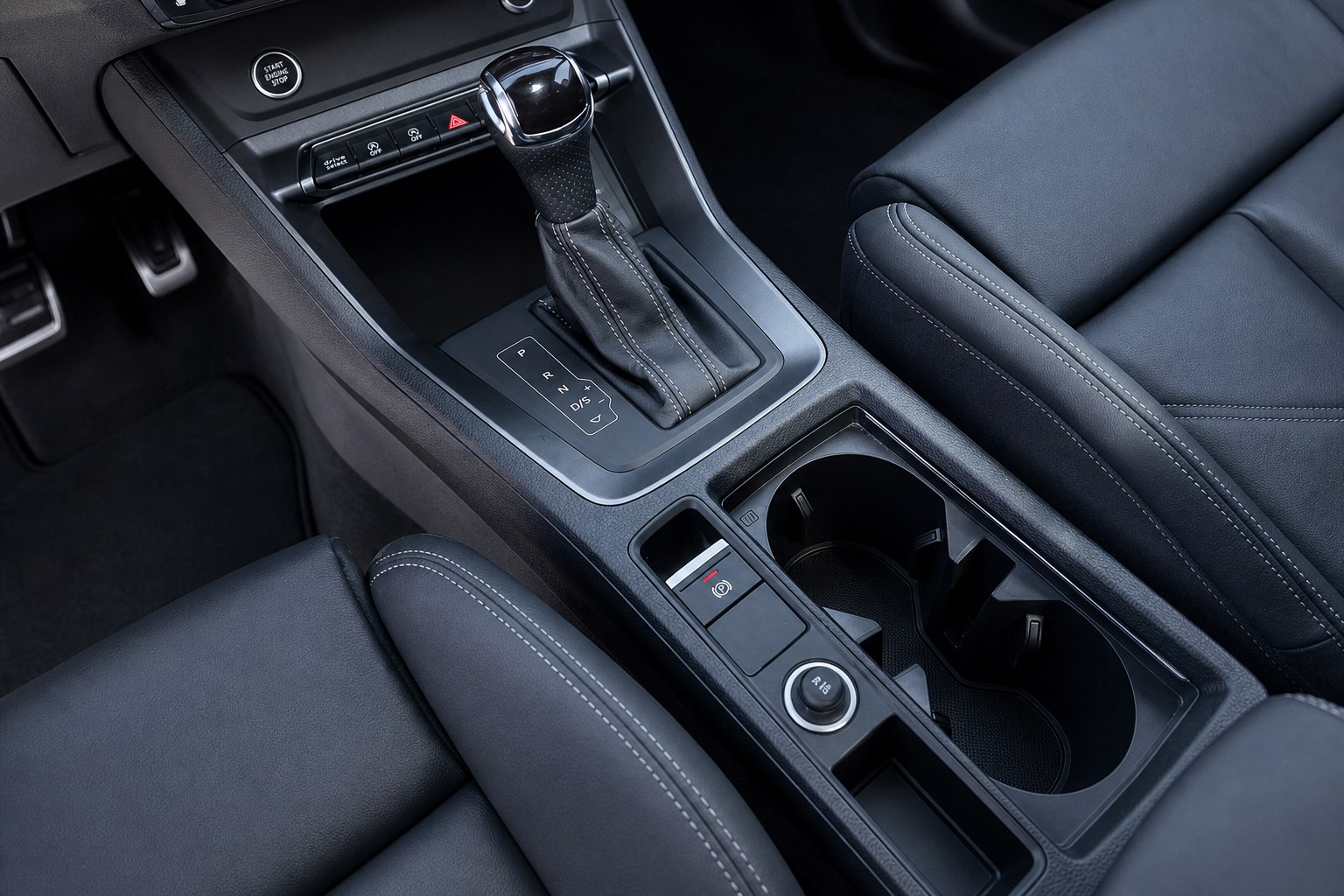 2025 Audi Q3 — view 10