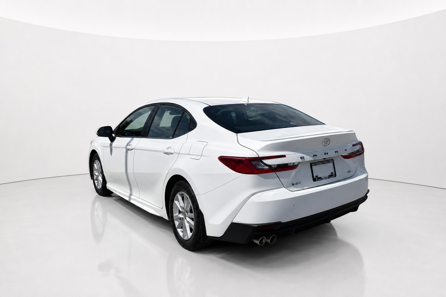 2023 Toyota Camry — view 7