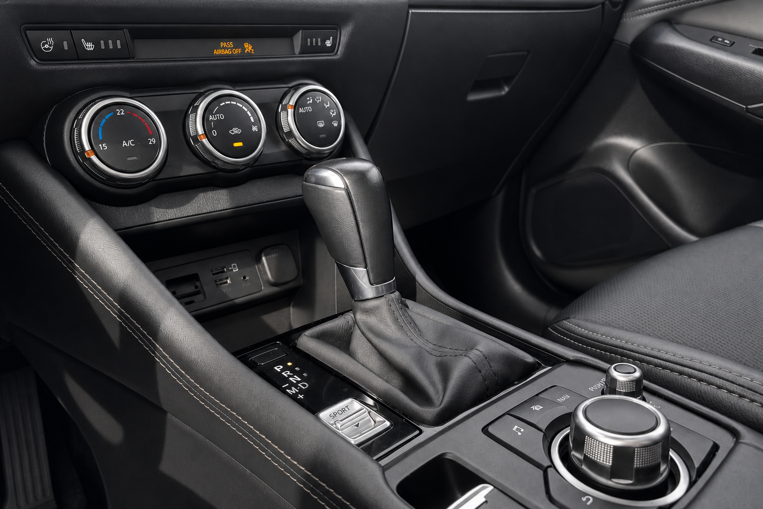 2024 Mazda CX-3 — view 11