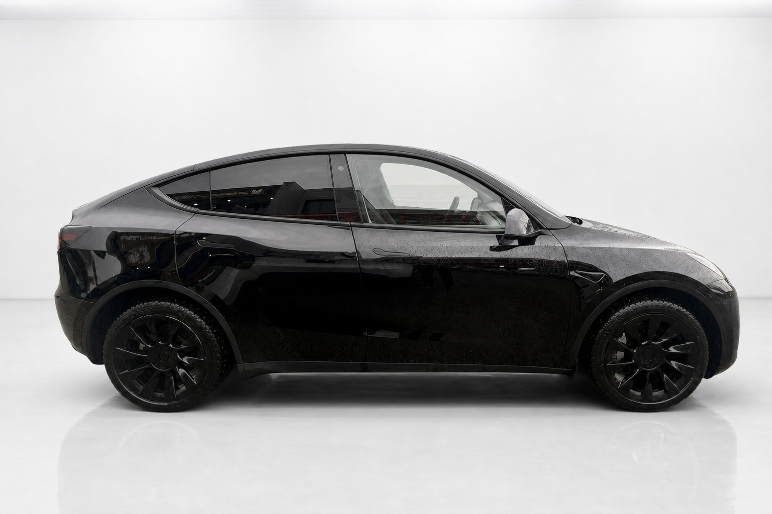 2023 Tesla Model Y — view 7