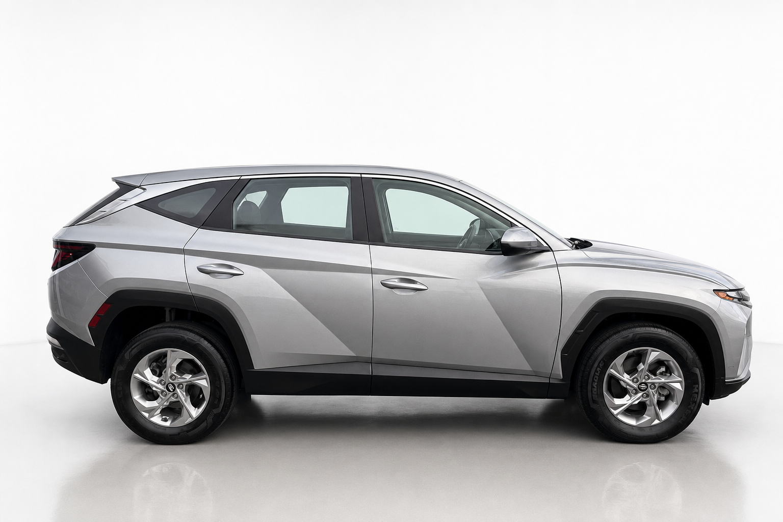 2024 Hyundai TUCSON — view 8