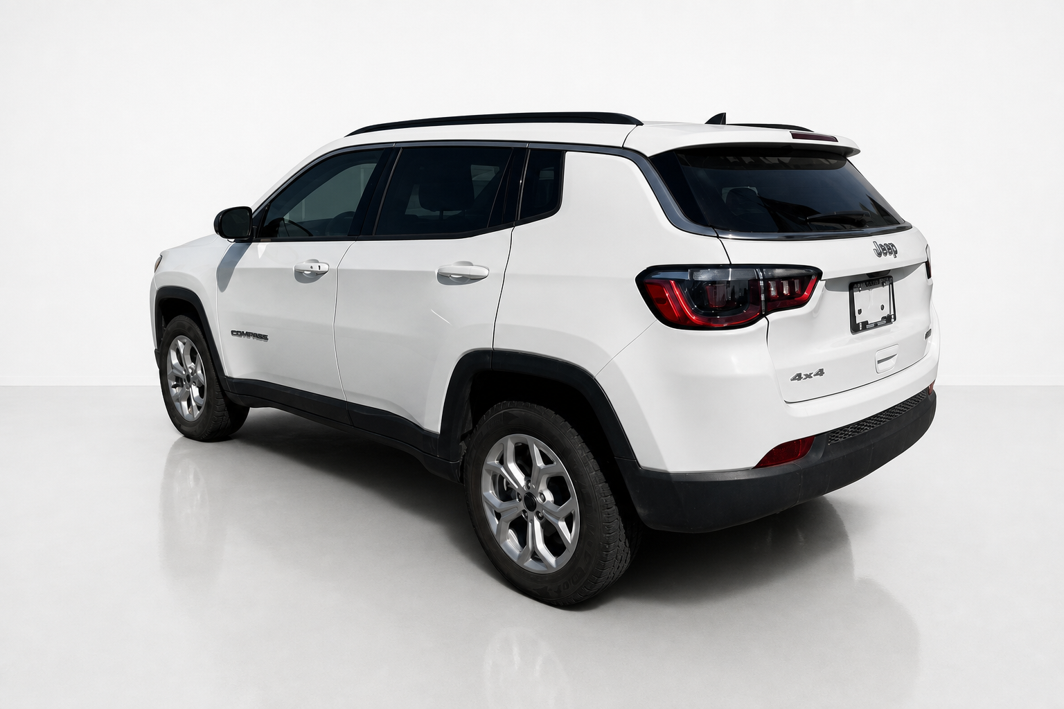 2023 Jeep Compass — view 3