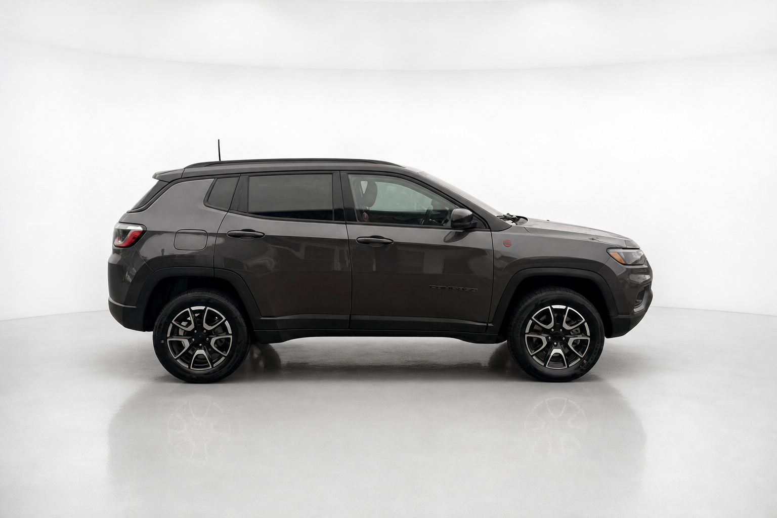 2024 Jeep Compass — view 5