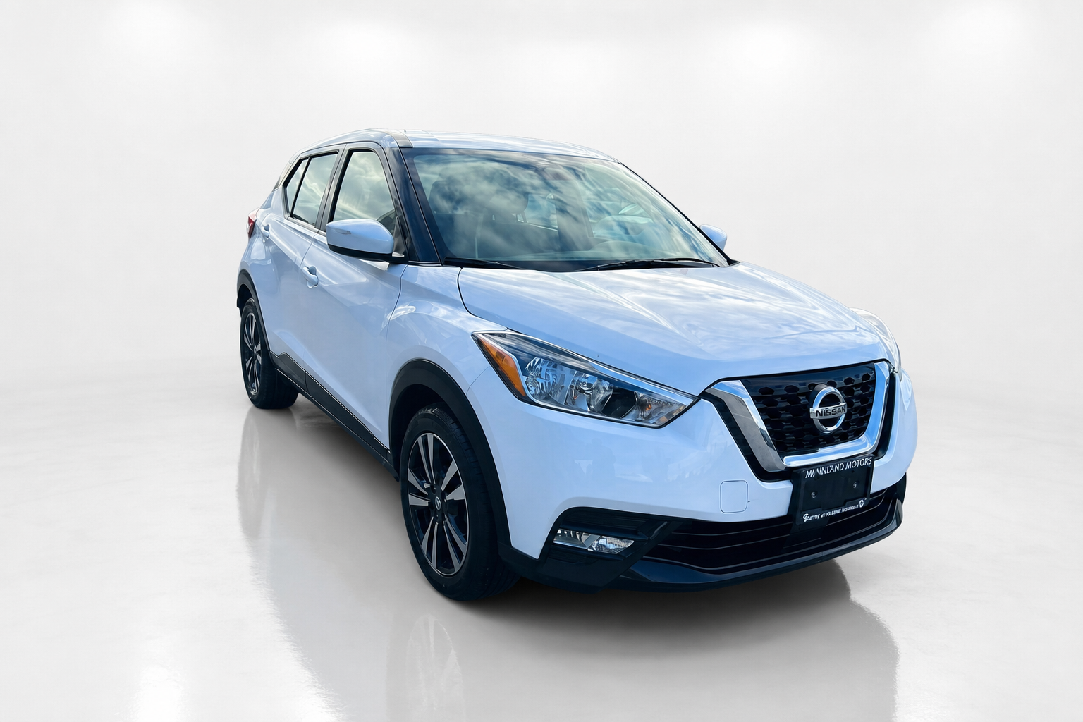 2024 Nissan Kicks — view 3