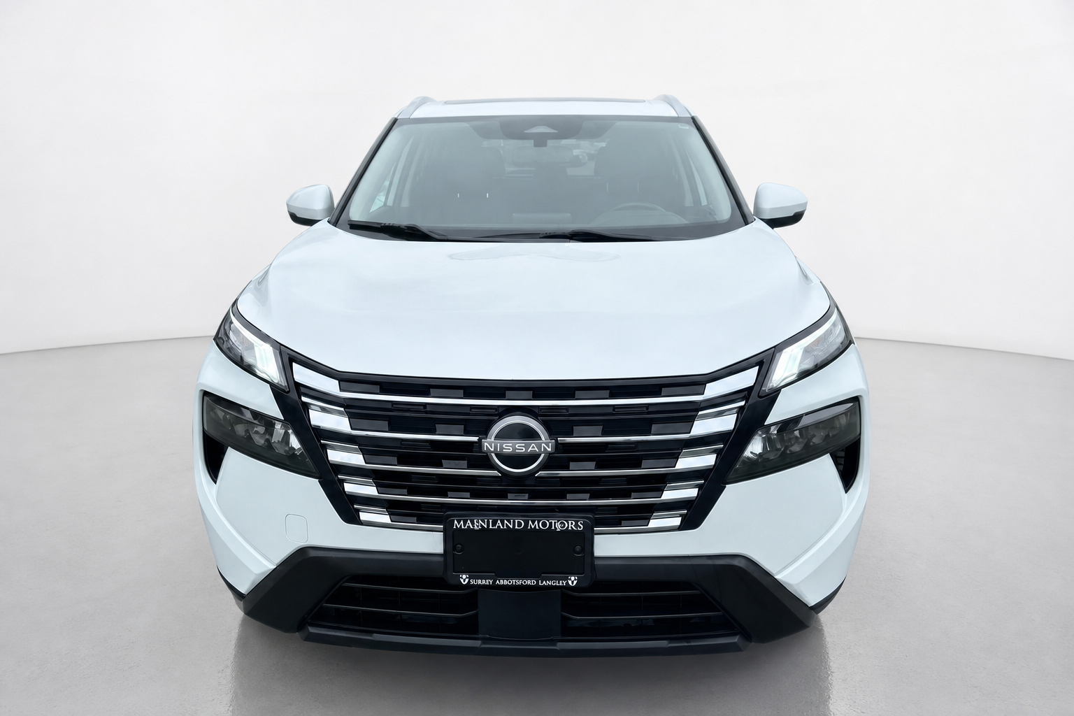 2024 Nissan Rogue — view 8