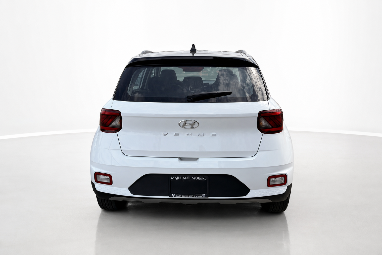 2023 Hyundai Venue — view 3