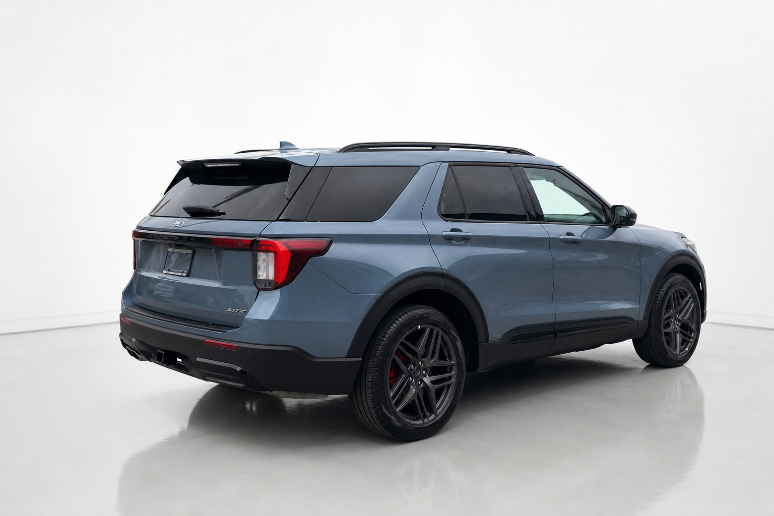 2024 Ford Explorer — view 4