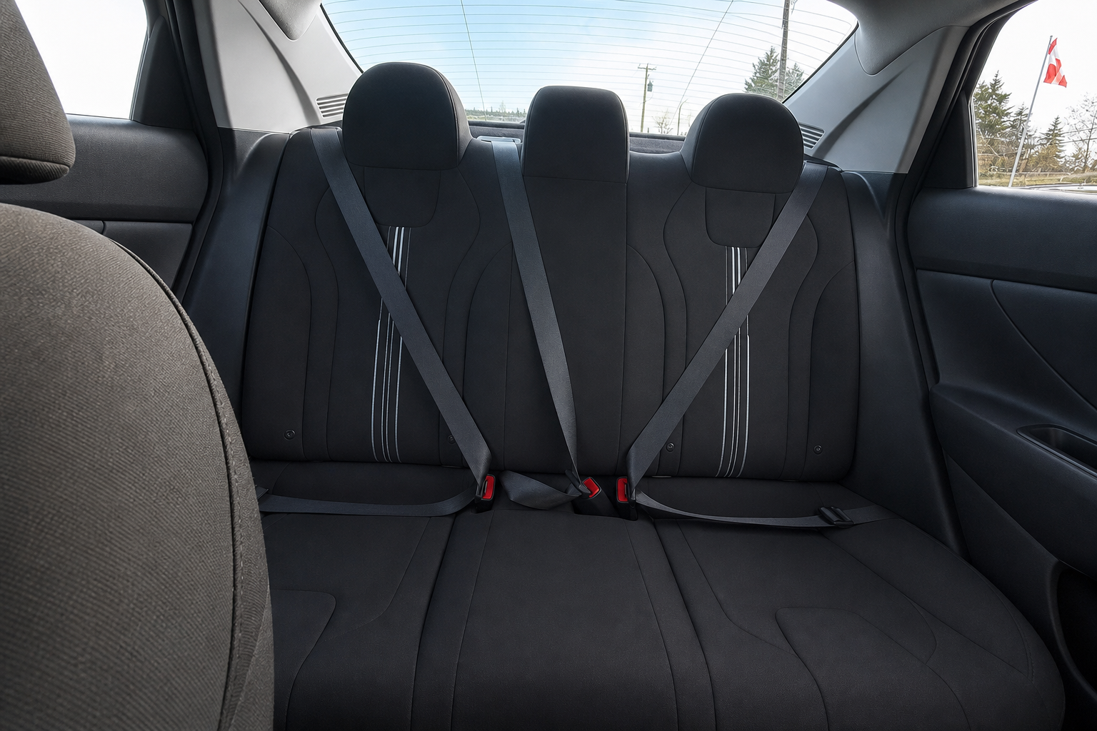 2022 Hyundai Elantra — view 14