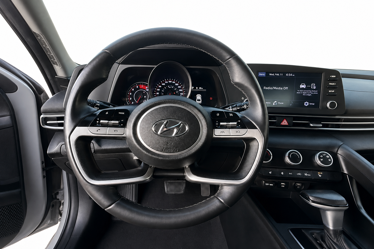 2022 Hyundai Elantra — view 13