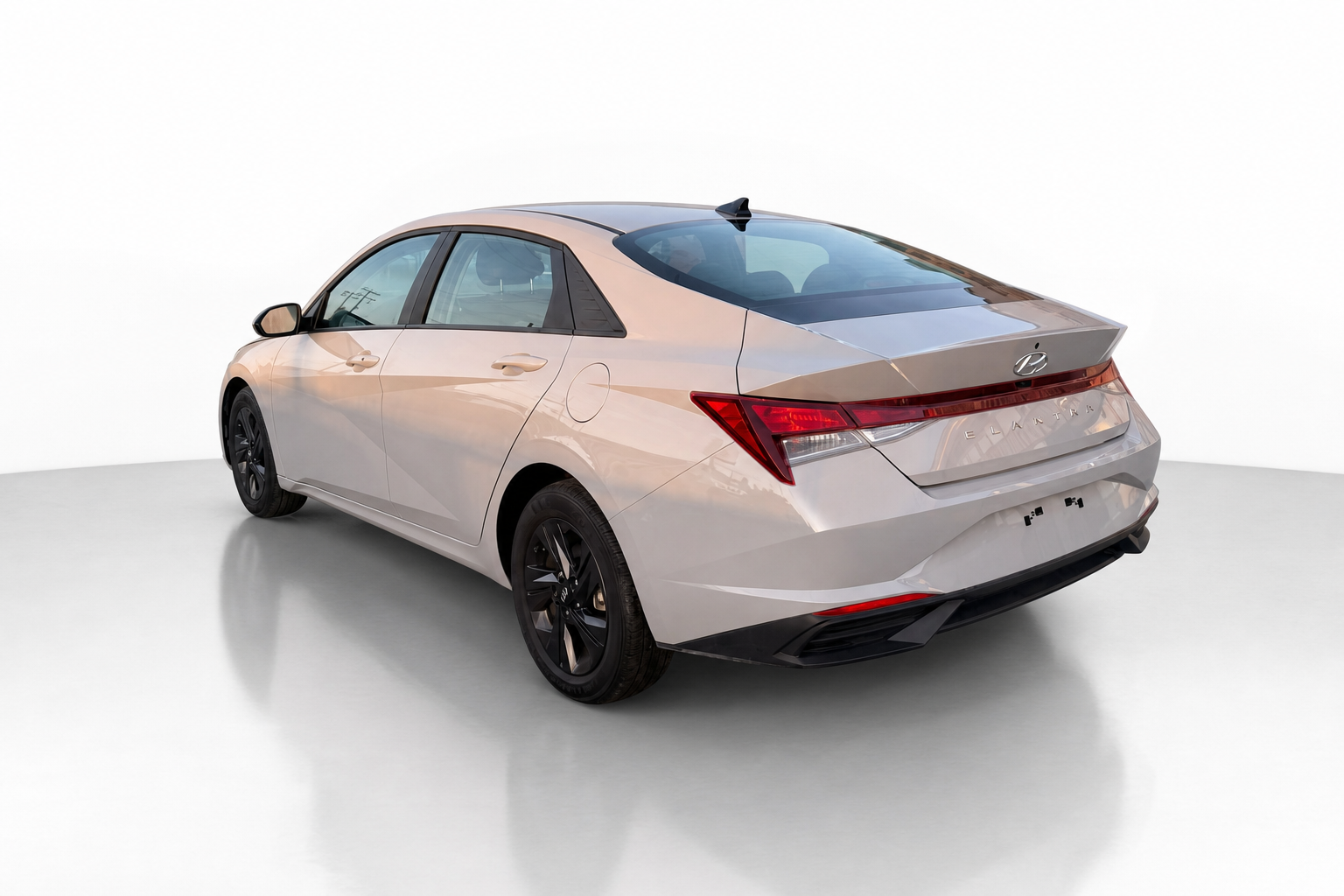 2022 Hyundai Elantra — view 7