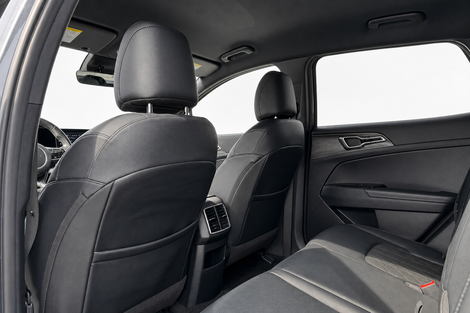 2024 Kia Sportage — view 12