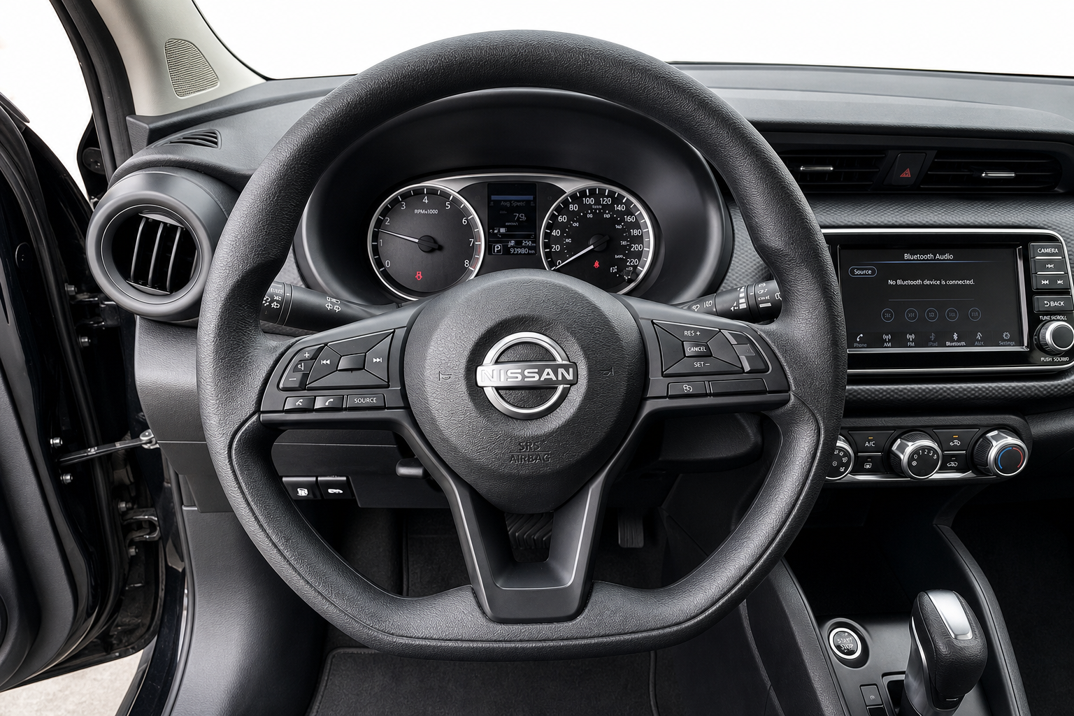 2024 Nissan Kicks — view 13