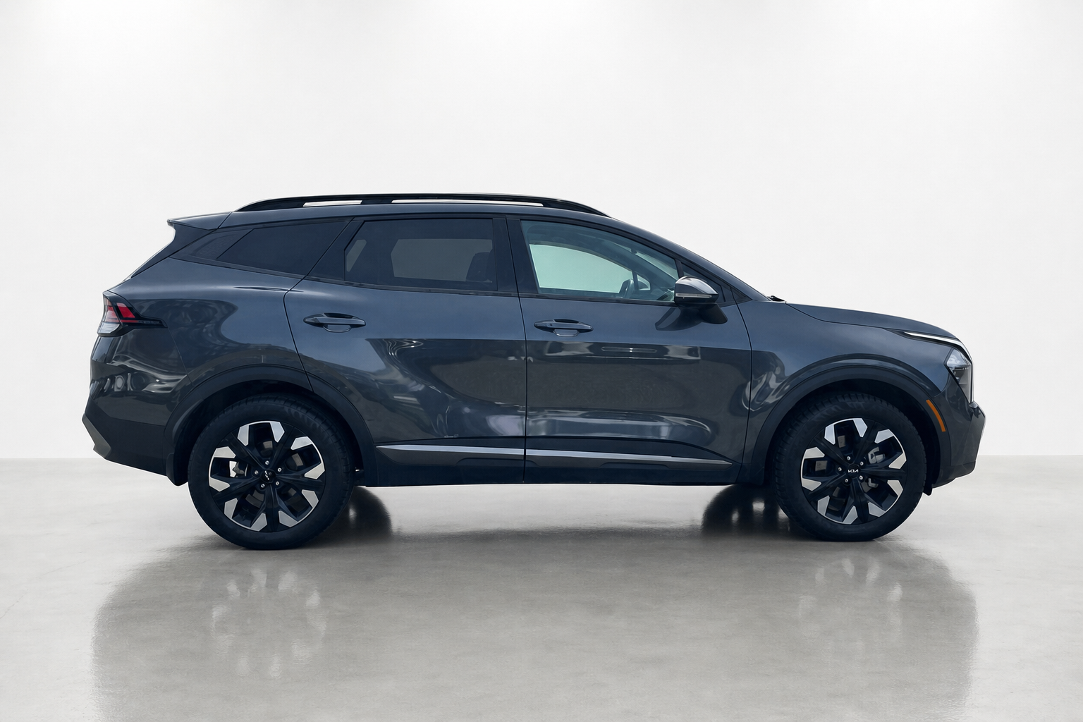 2024 Kia Sportage — view 3