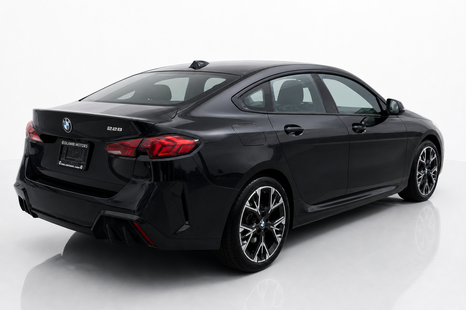 2025 BMW 2 Series — view 6