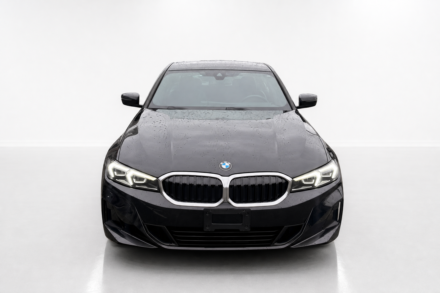 2024 BMW 3 Series — view 2