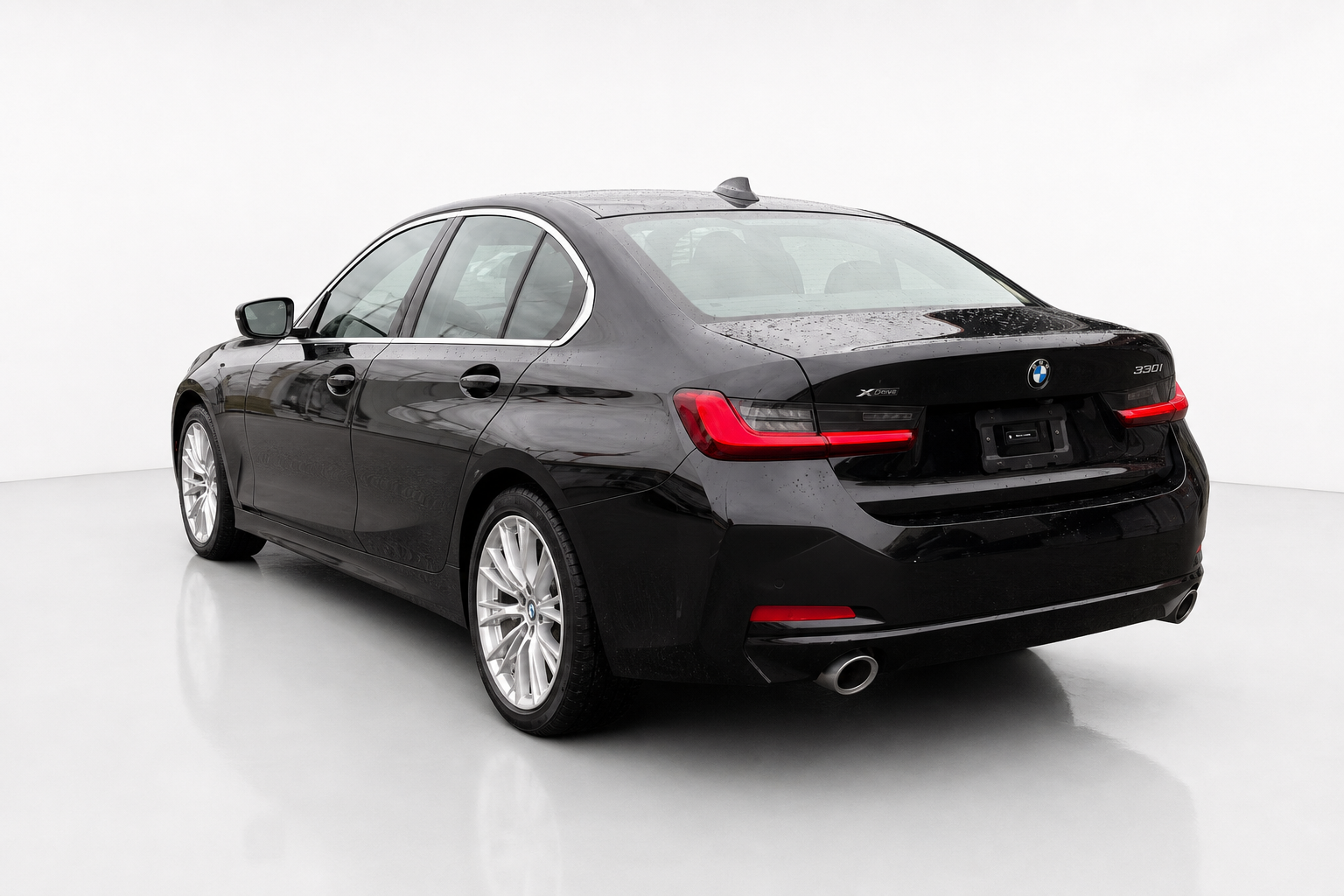 2024 BMW 3 Series — view 7