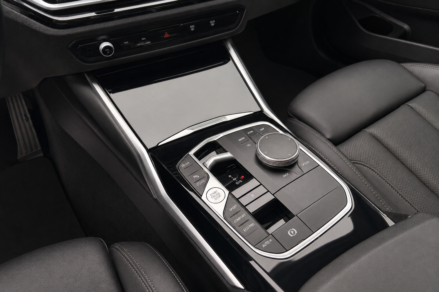 2024 BMW 3 Series — view 13