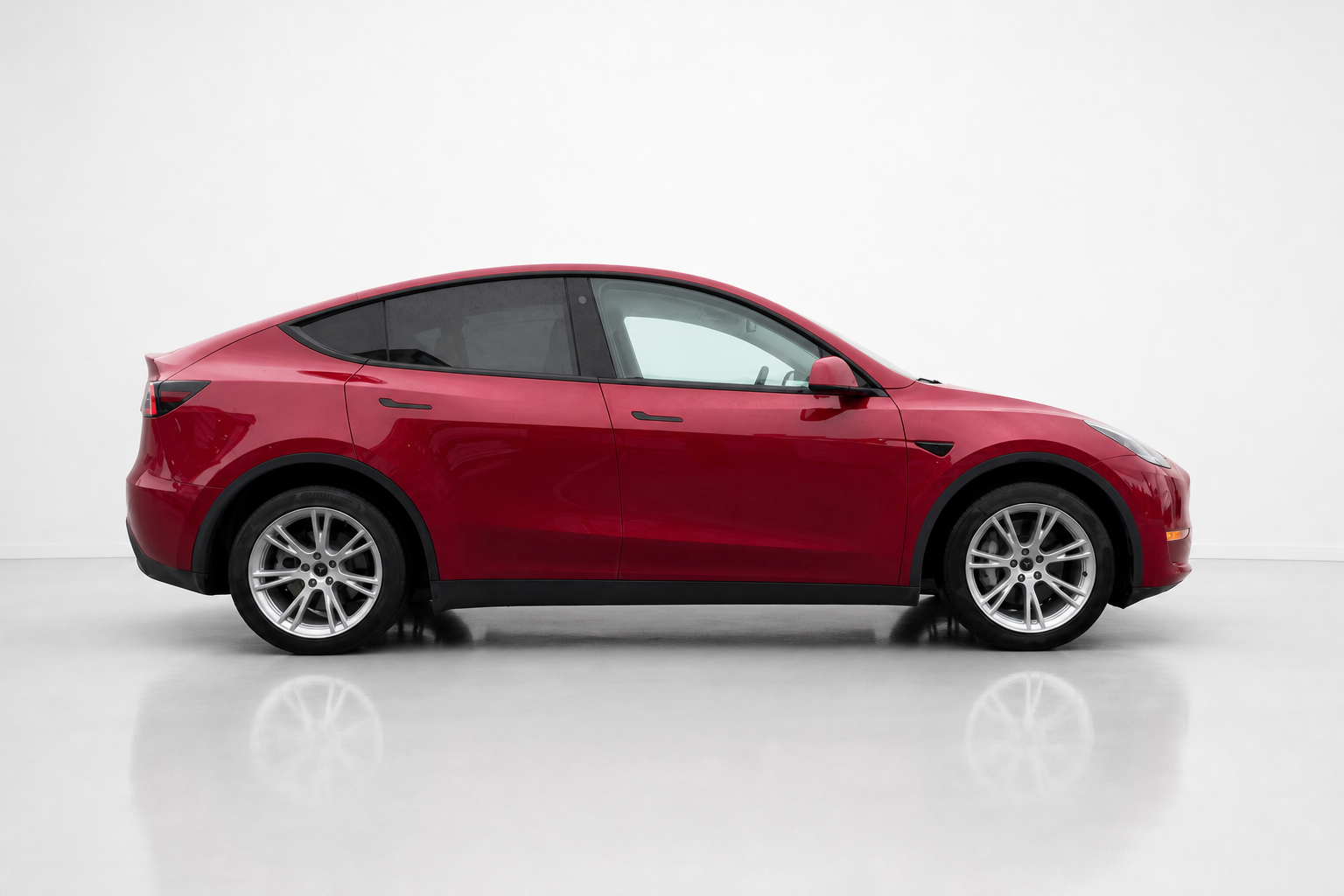 2023 Tesla Model Y — view 2