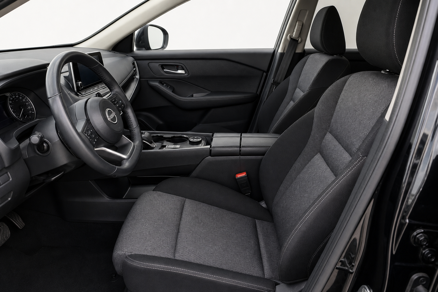 2024 Nissan Rogue — view 9