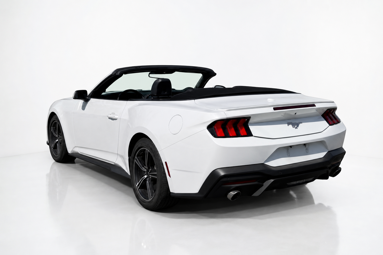 2024 Ford Mustang — view 6
