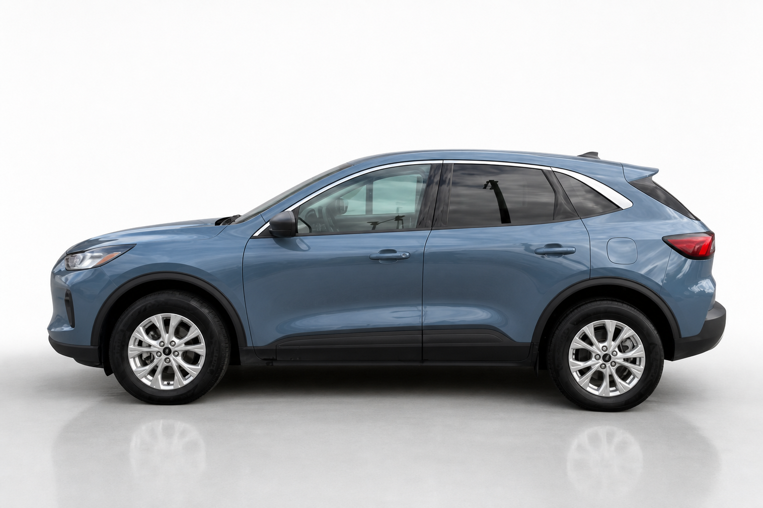 2024 Ford Escape — view 8