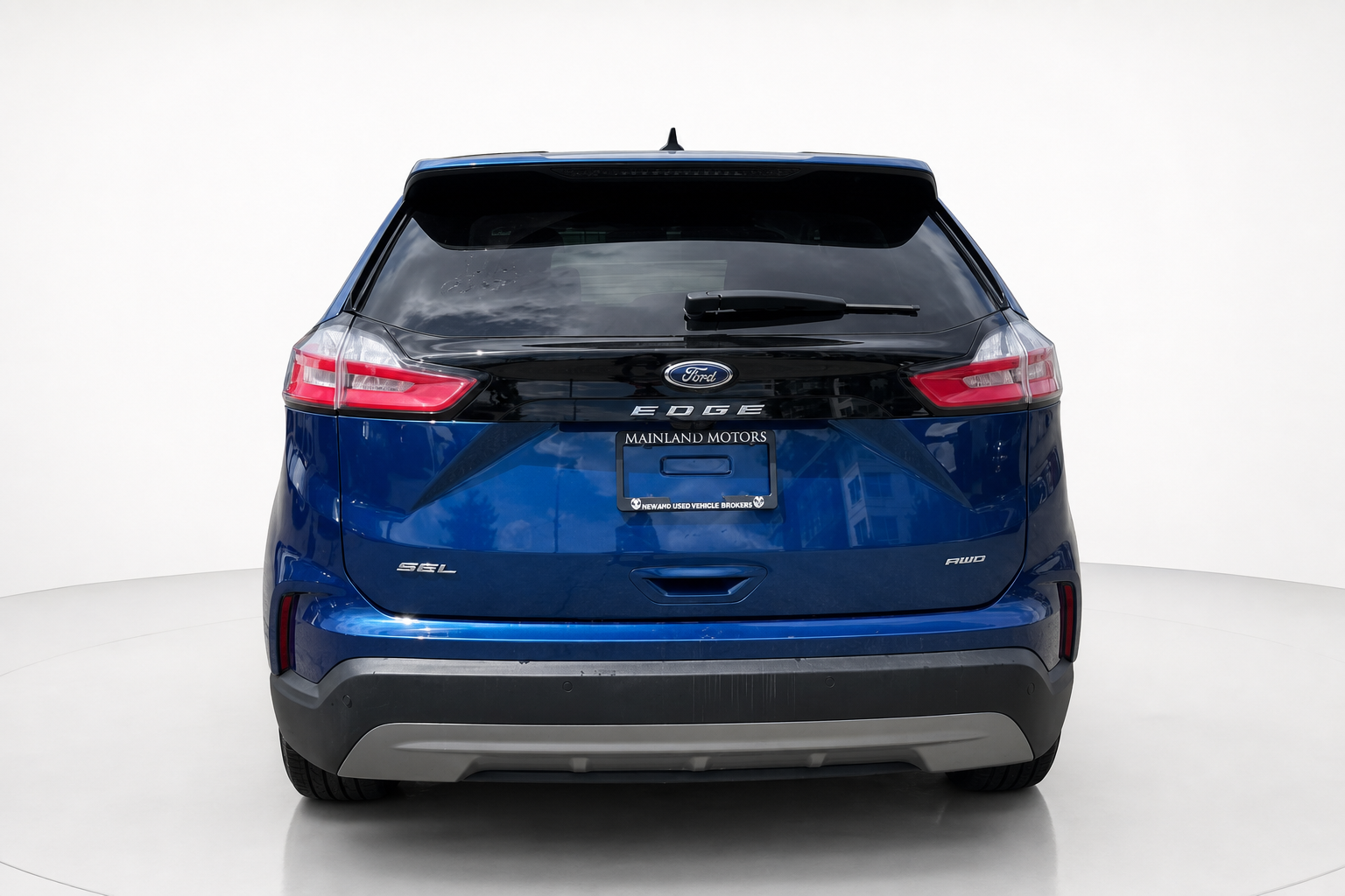 2024 Ford Edge — view 3