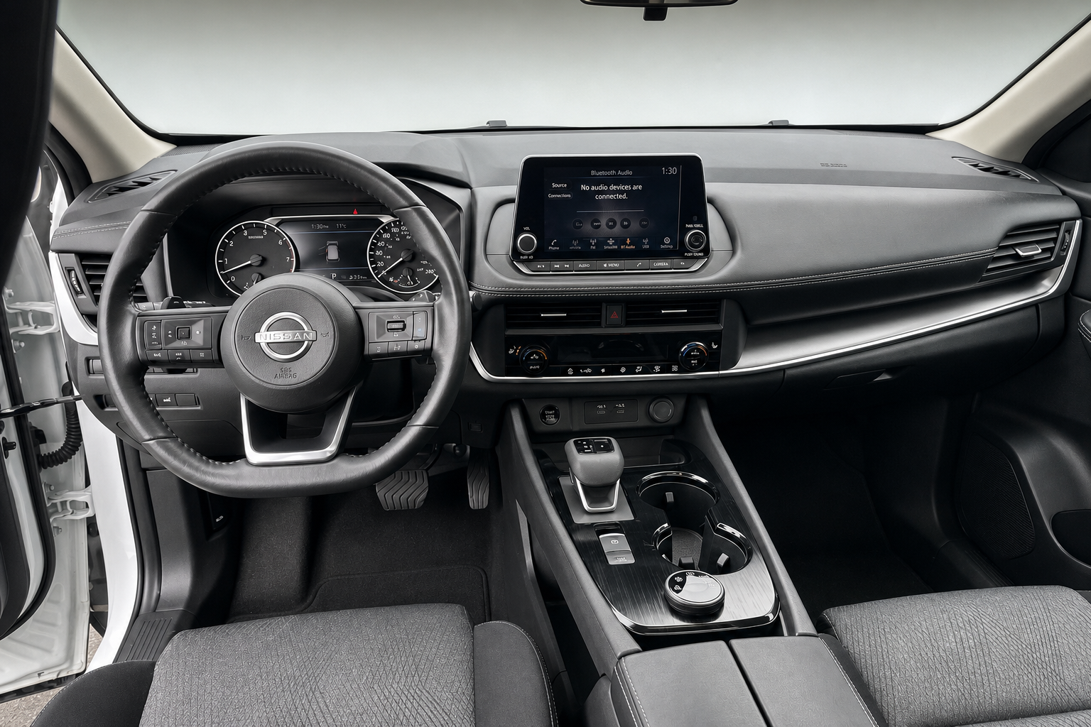 2024 Nissan Rogue — view 12