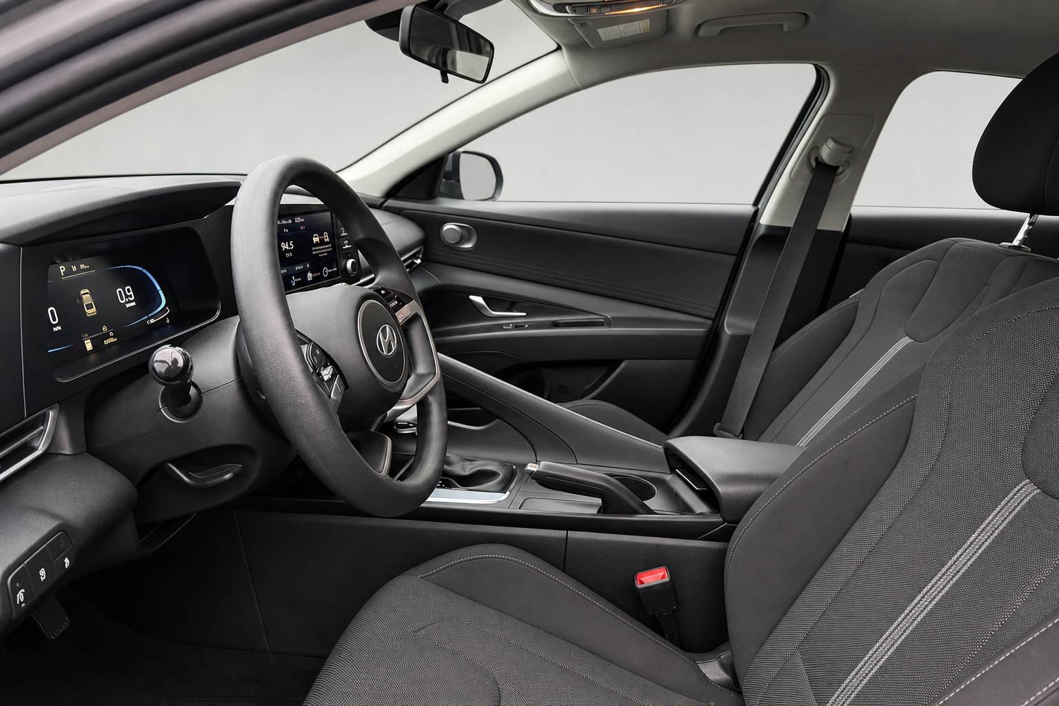 2025 Hyundai Elantra — view 10
