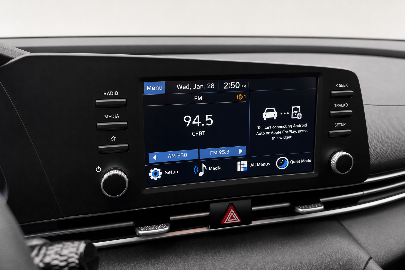 2025 Hyundai Elantra — view 11