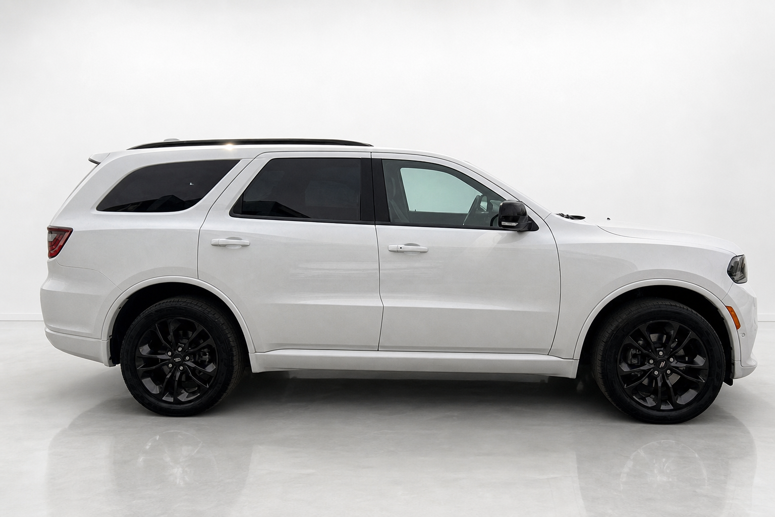 2024 Dodge Durango — view 4