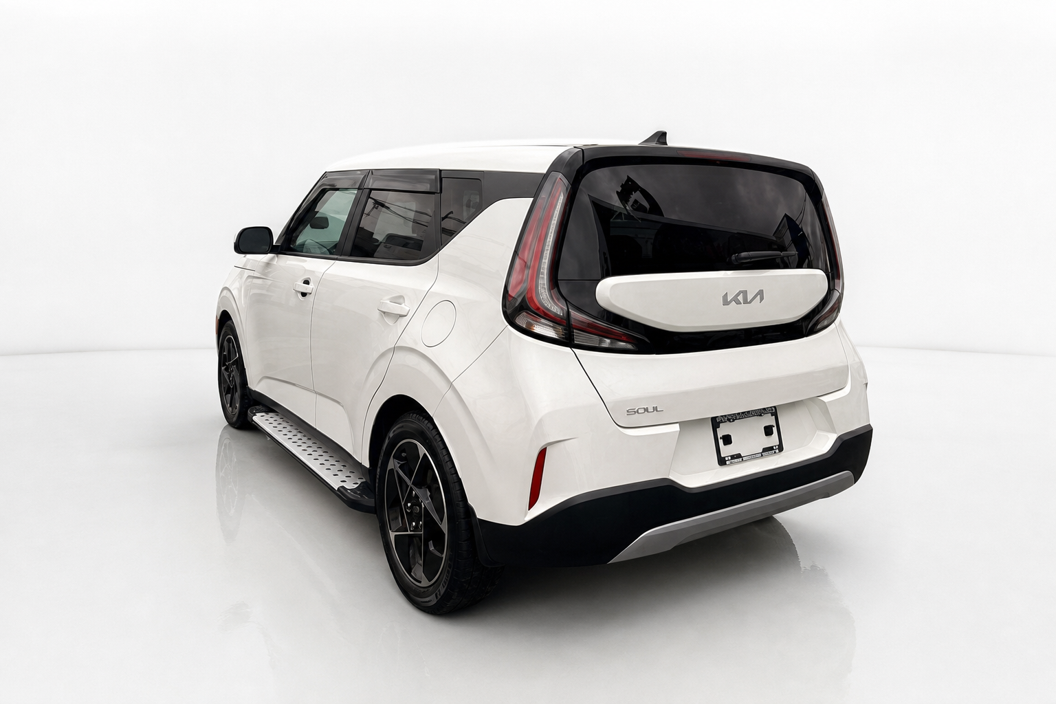 2024 Kia Soul — view 3