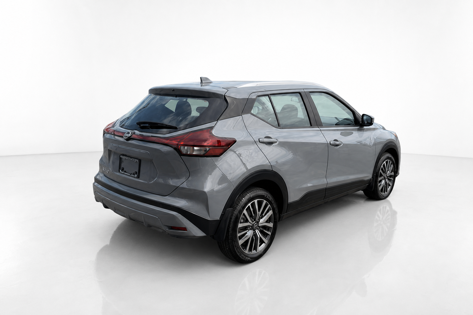 2023 Nissan Kicks — view 2