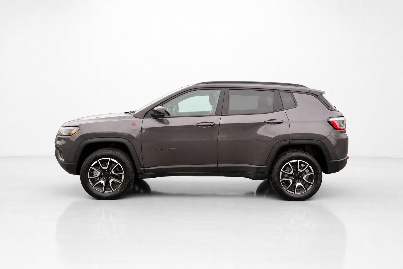 2024 Jeep Compass — view 2