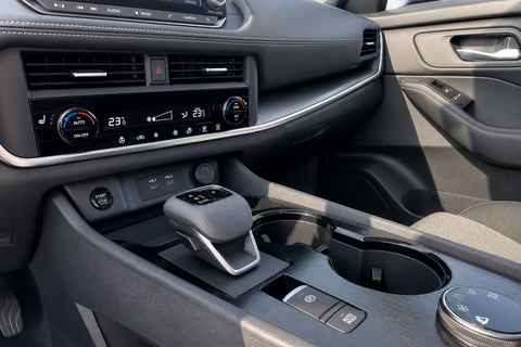 2024 Nissan Rogue — view 14
