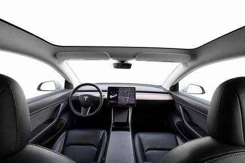 2020 Tesla Model 3 — view 13