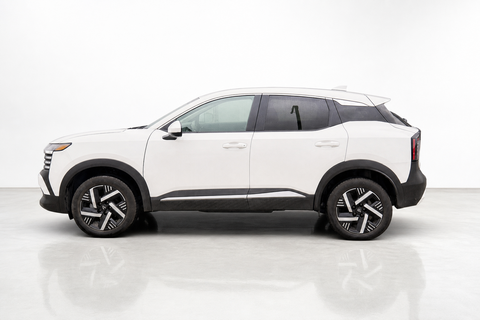 2025 Nissan Kicks — view 7