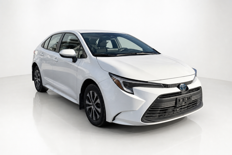 2024 Toyota Corolla — view 3