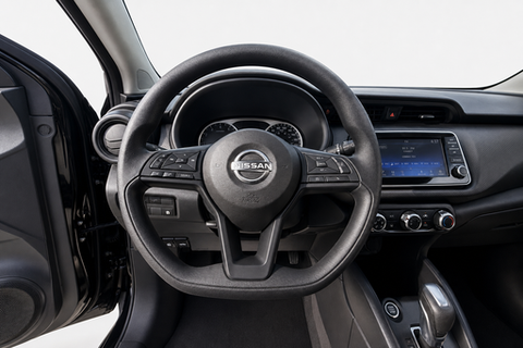 2025 Nissan Kicks Play — view 10