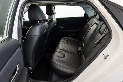 2025 HYUNDAI ELANTRA — view 9