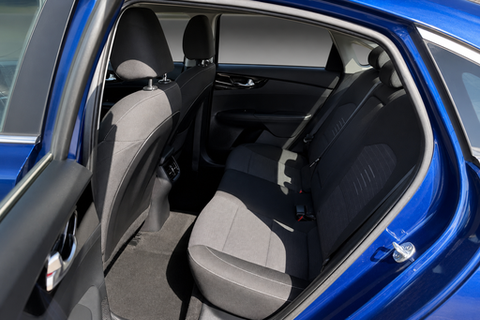 2021 Kia Forte — view 7