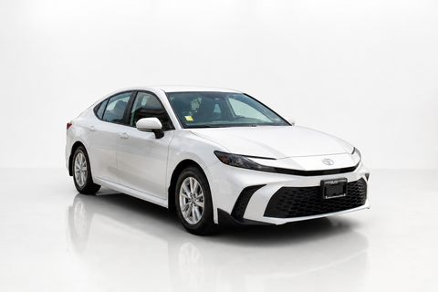 2025 Toyota Camry — view 2