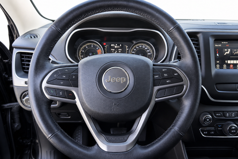 2019 Jeep Cherokee — view 9
