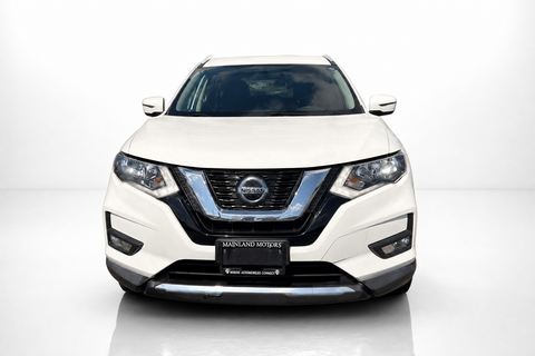 2018 Nissan Rogue — view 2