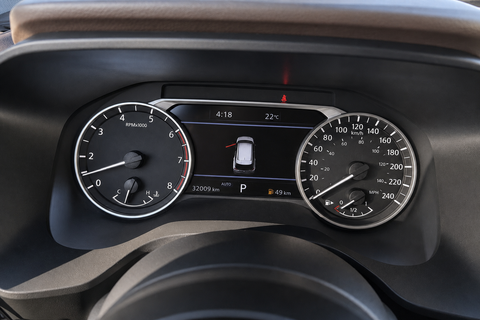 2023 Nissan Rogue — view 10